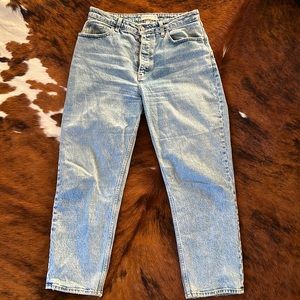 Abercrombie & Fitch The Dad High Rise Curve Love Jean